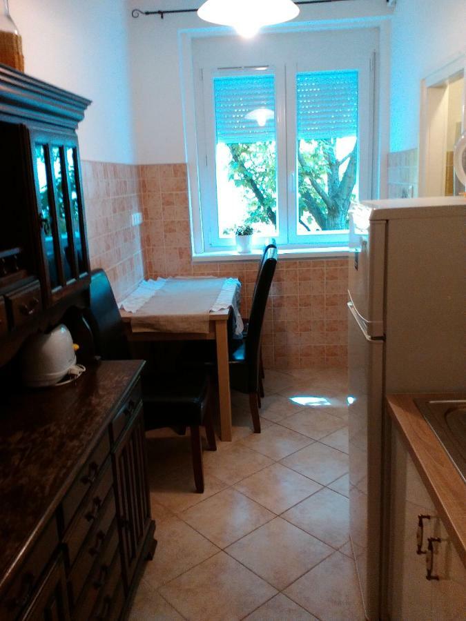 Zoeld Sziget Apartmanlakas Eger Exterior photo